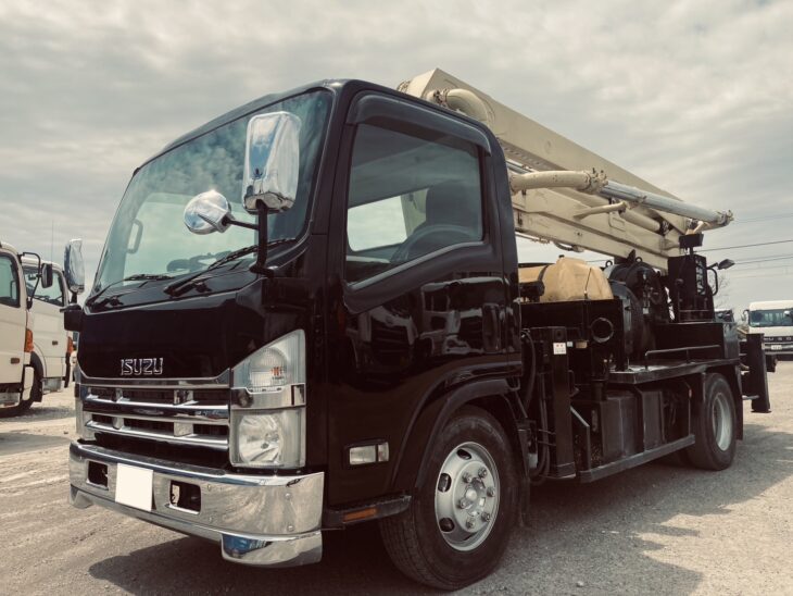 岩田商会製コンクリートポンプ車　3ｔ半（3トン半）スクイズ17ｍ　IC-55B-17L　平成20年式