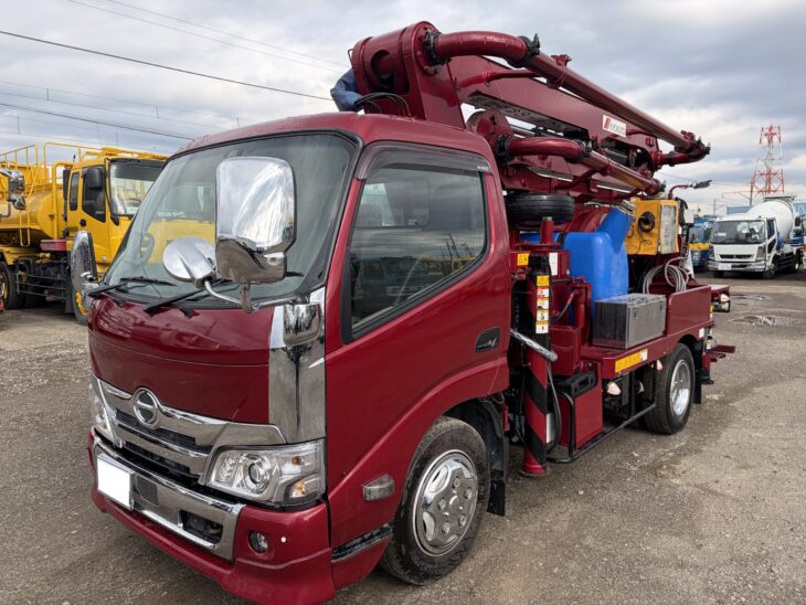 極東開発工業コンクリートポンプ車 2t（2トン）スクイズ　PH50C-15　令和4年式　ブーム15ｍ　