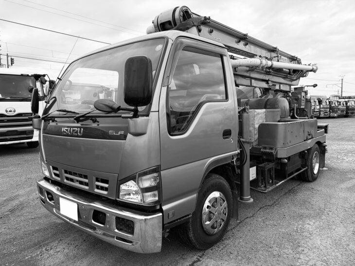 極東開発工業コンクリートポンプ車 3t半（3トン半）スクイズ　PH50-17　平成17年式　ブーム17ｍ　DPD(排ガス除去装置）なし
