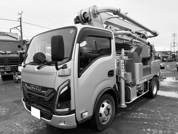 極東開発工業コンクリートポンプ車 2t（2トン）スクイズ　PH50C-15　令和7年式　ブーム15ｍ　